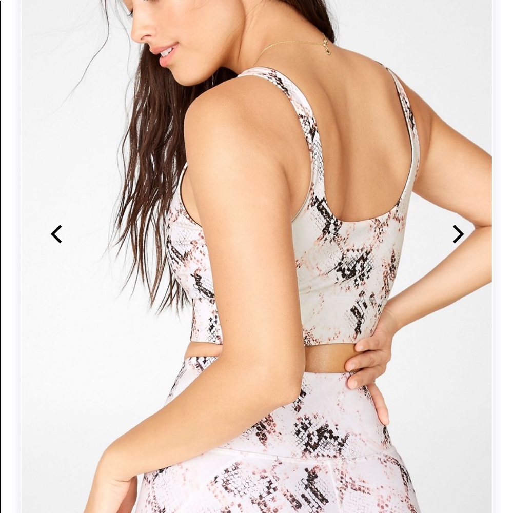 Fabletics sports bra